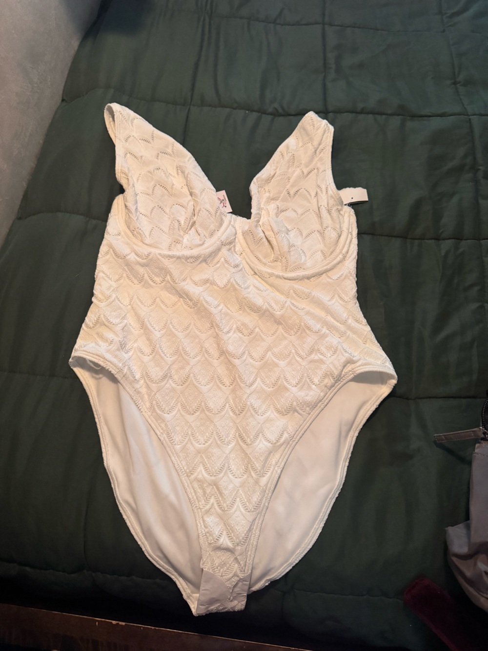 Peek & Beau White Textured One Piece Swimsuit US 36I NWT
